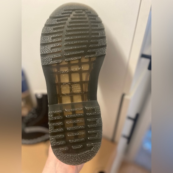 Dr Martins Brand New 1460 Disrupt - Picture 4 of 4